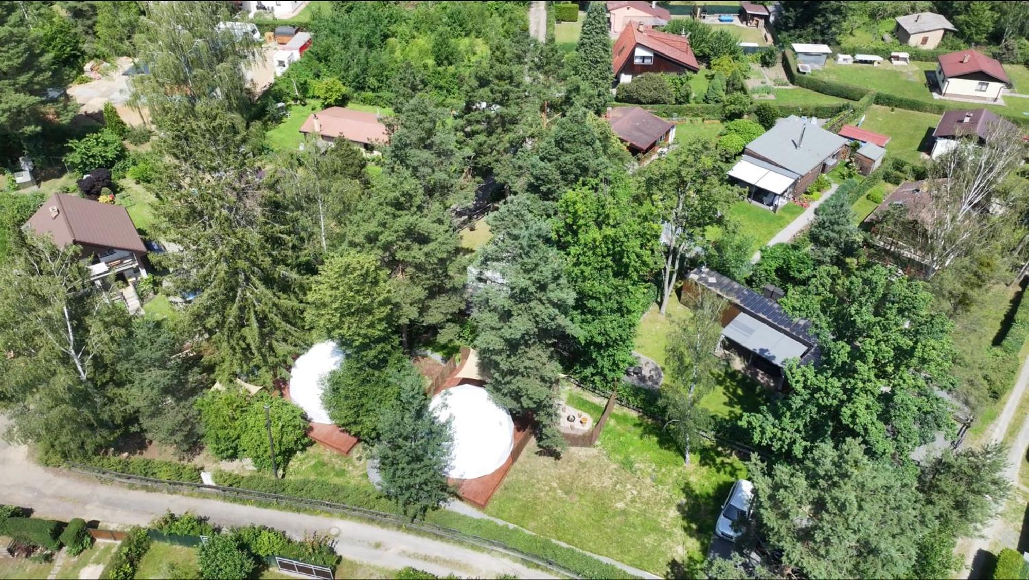 Tiche Misto Glamping Hotel Slapy  Exterior photo